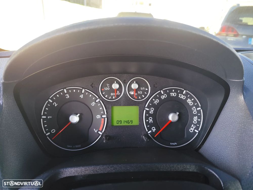 Ford Fiesta 1.25 Trend - 19