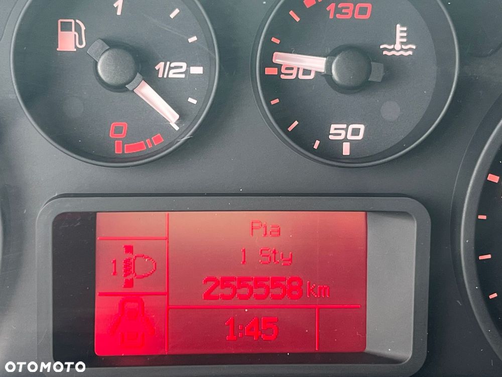 Iveco Daily 35C18 BT (466) - 15
