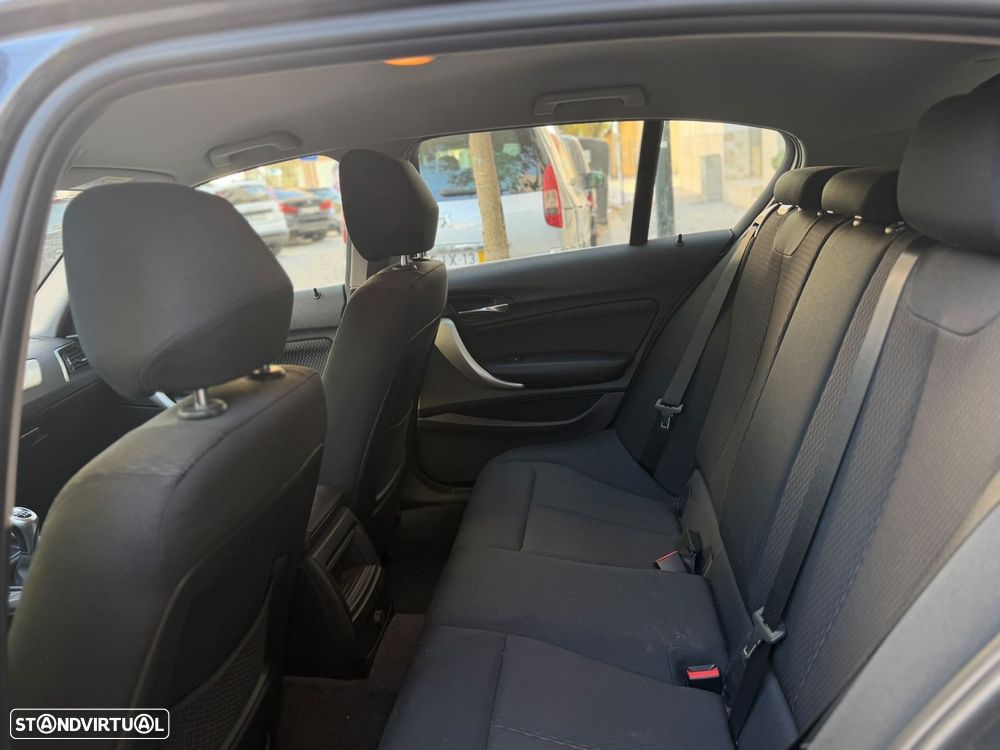 BMW 116 d Line Sport - 21