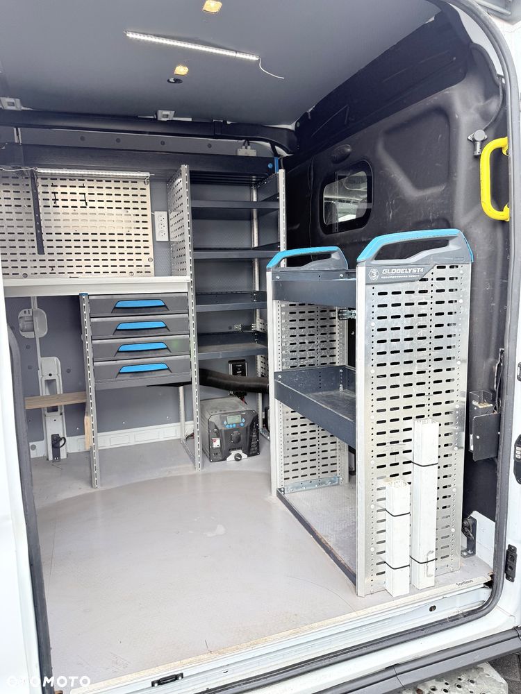 Ford Transit Kombi L2H2 Limited - 8