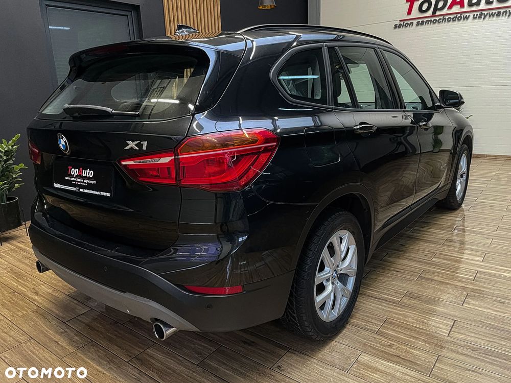 BMW X1 xDrive20i - 8