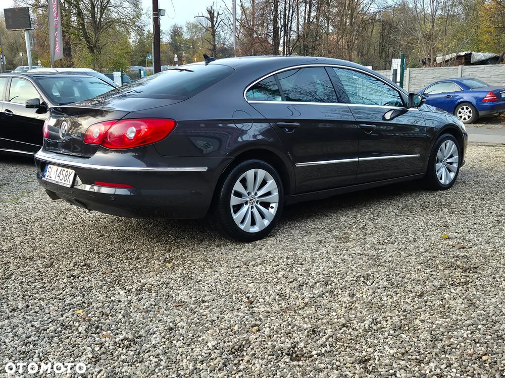 Volkswagen CC ver-2-0-blue-tdi-scr - 2