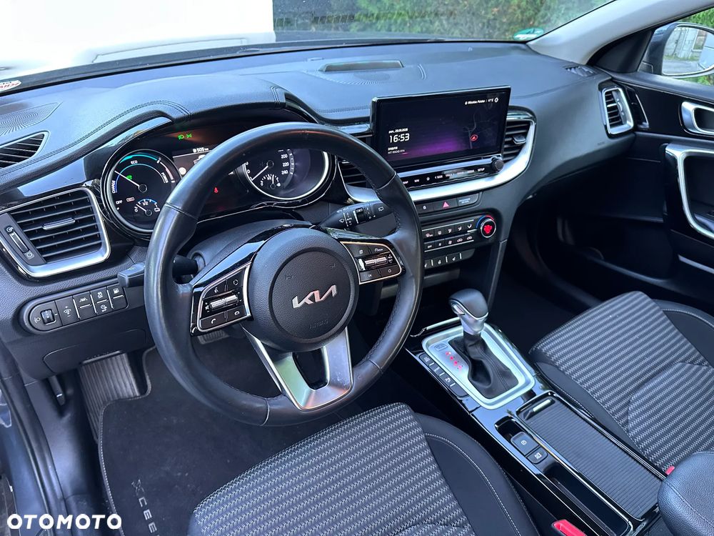 Kia XCeed - 6