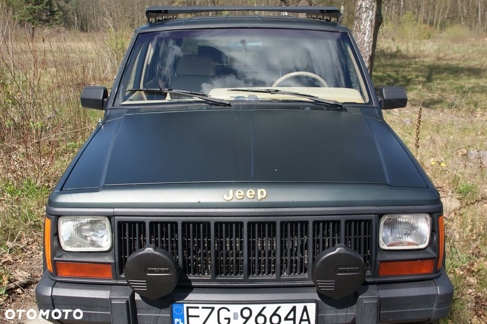 Jeep Cherokee - 7