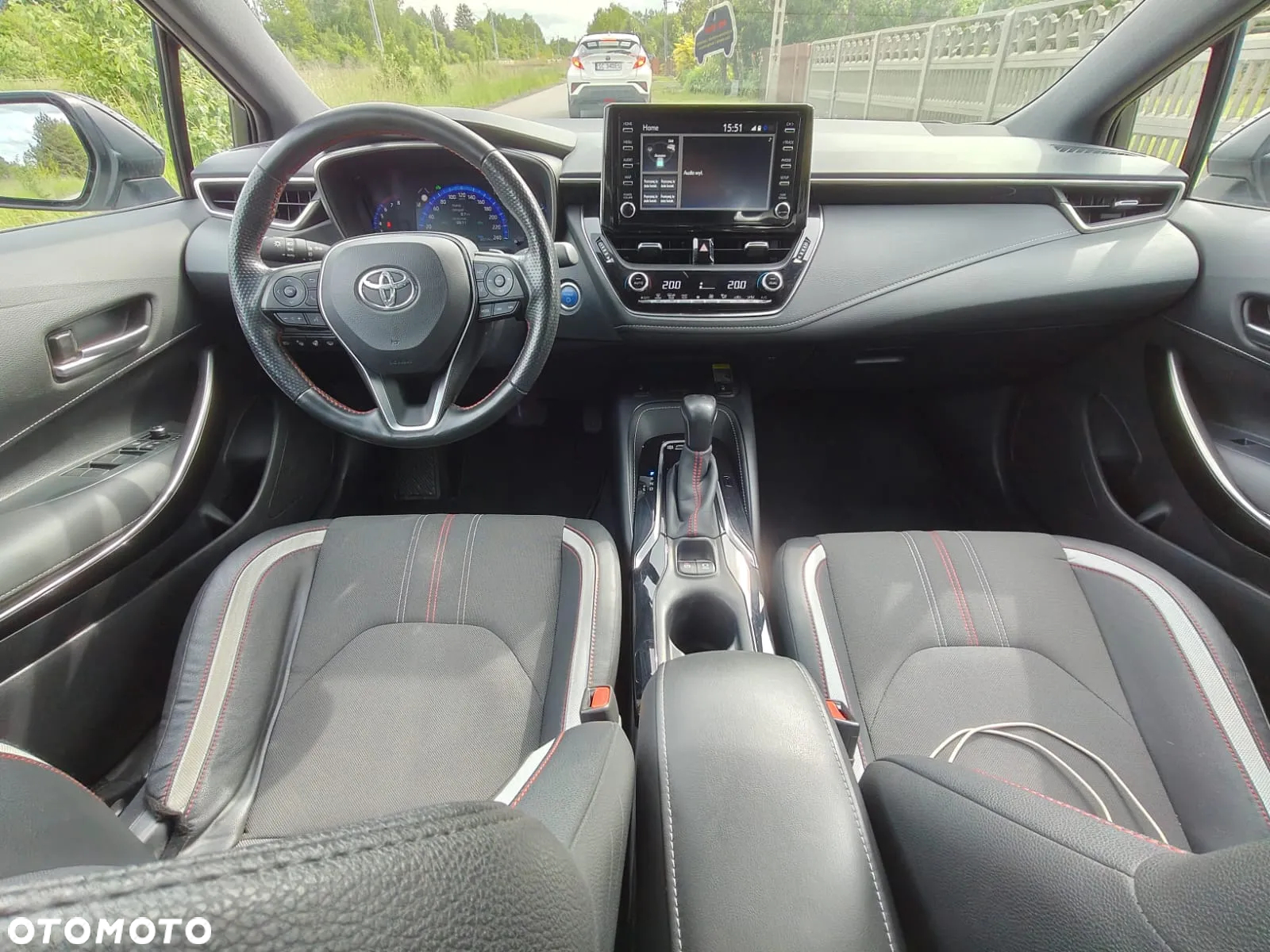Toyota Corolla 2.0 Hybrid GR Sport - 10