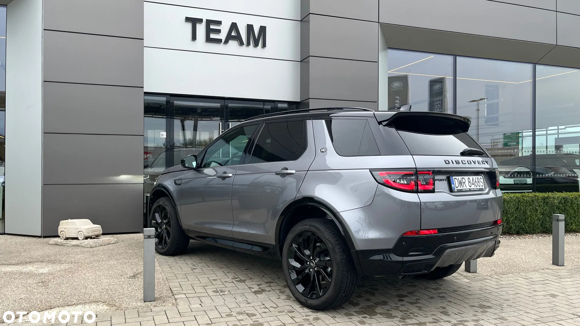 Land Rover Discovery Sport - 10