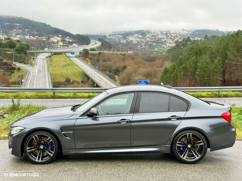 BMW M3 Auto - 11