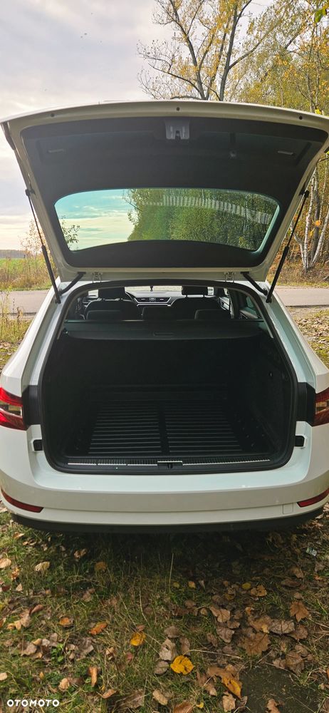 Skoda Superb 2.0 TDI Active DSG - 12