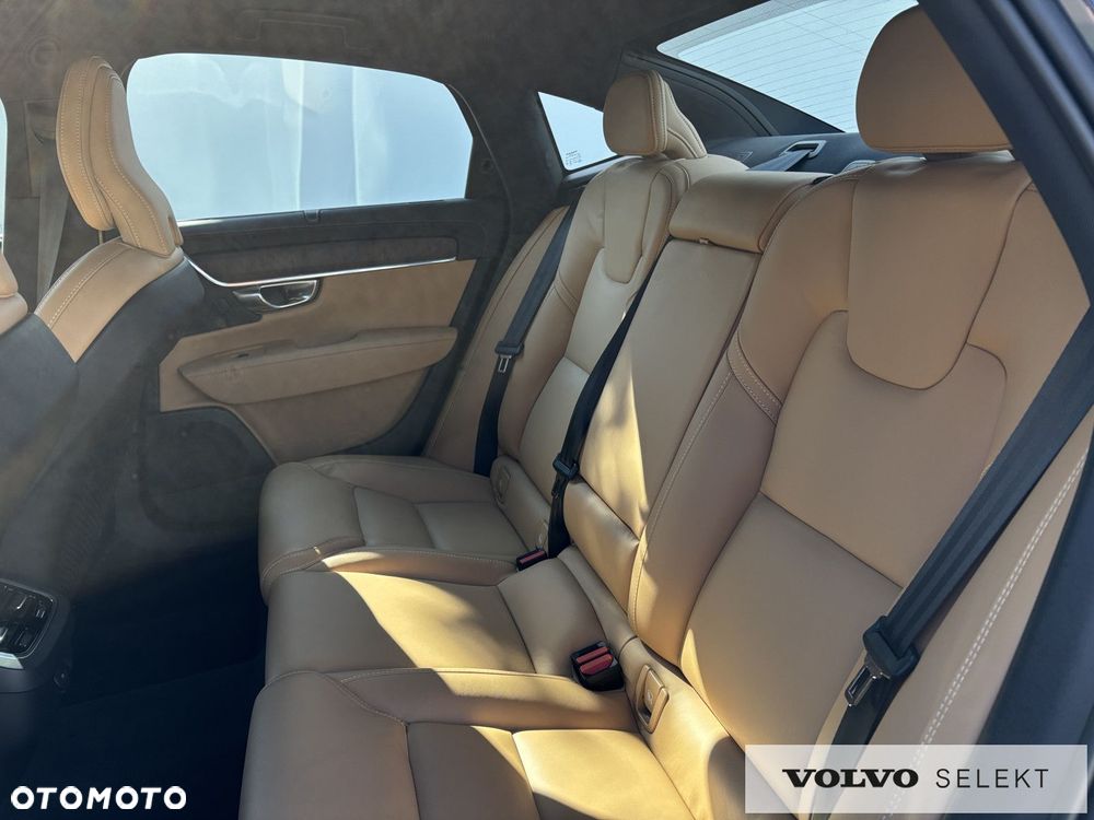 Volvo S90 - 23