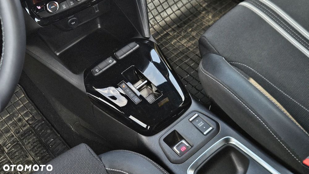 Opel Corsa 1.2 T GS S&S - 12