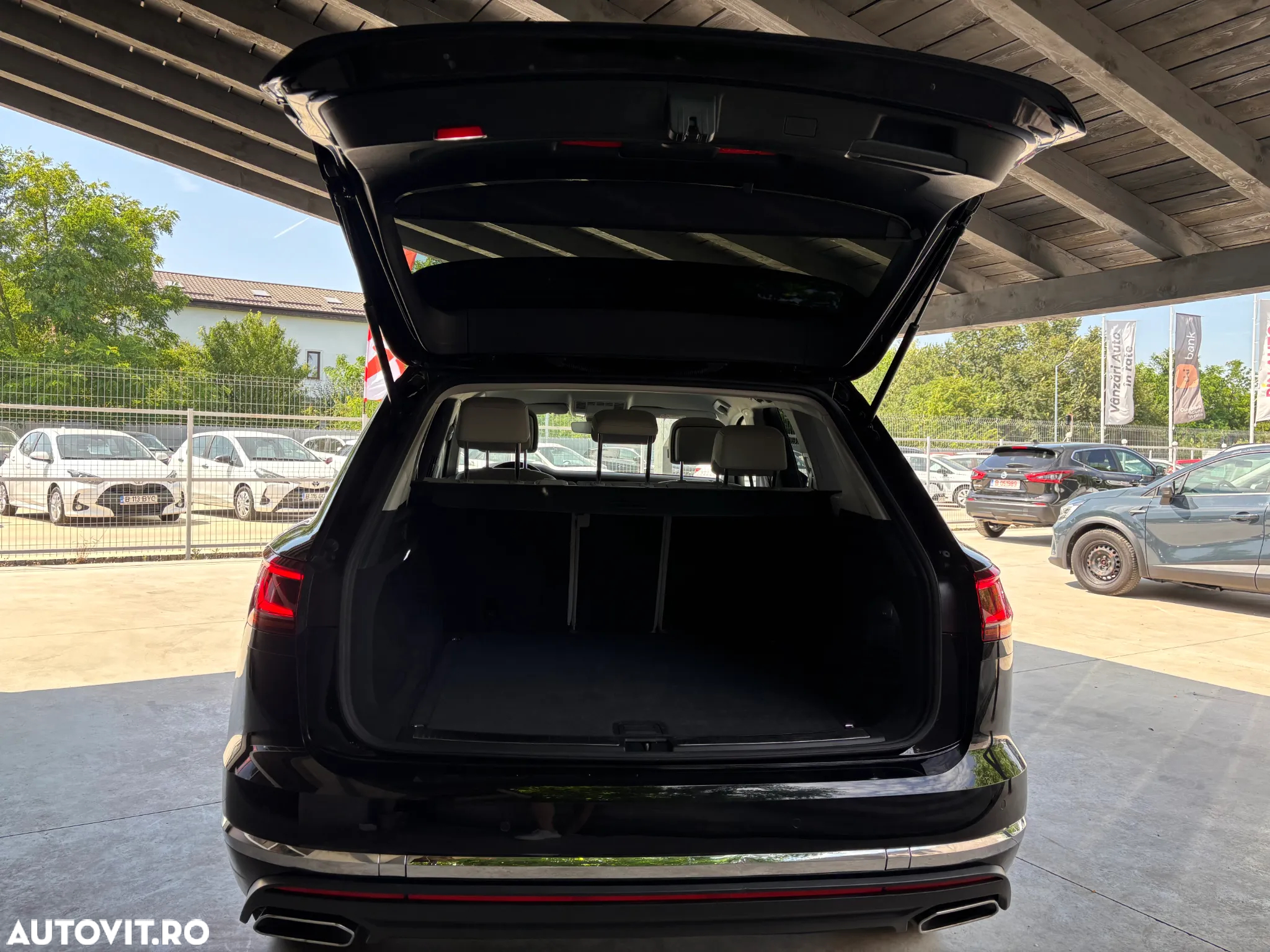 Volkswagen Touareg V6 TDI Elegance - 38