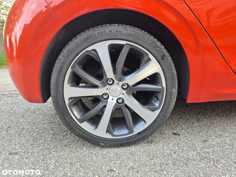 Peugeot 208 165 THP Stop & Start Allure - 30