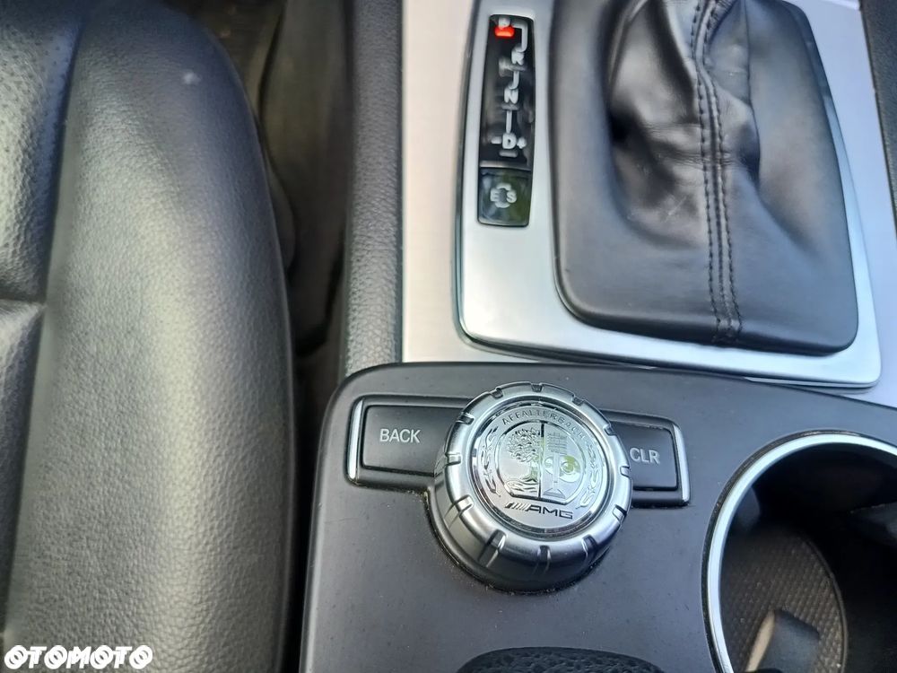 Mercedes-Benz Klasa C 350 (BlueEFFICIENCY) 7G-TRONIC Avantgarde - 10