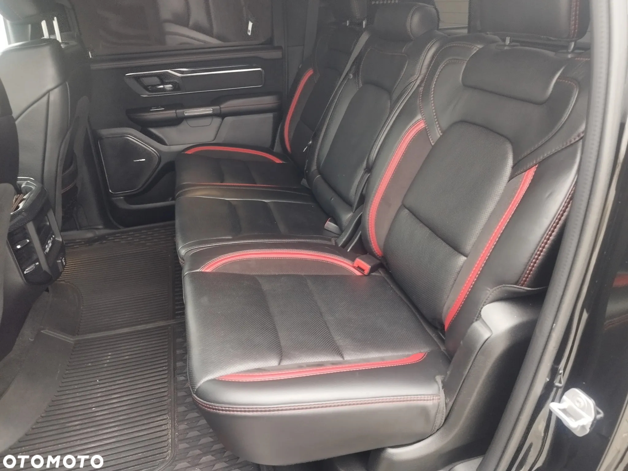 Dodge RAM TRX - 19