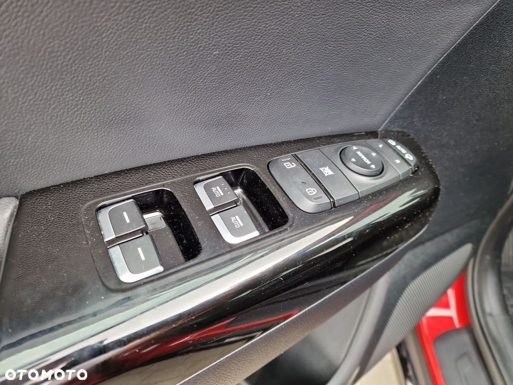 Kia Sportage 1.6 GDI Black Edition 2WD - 19