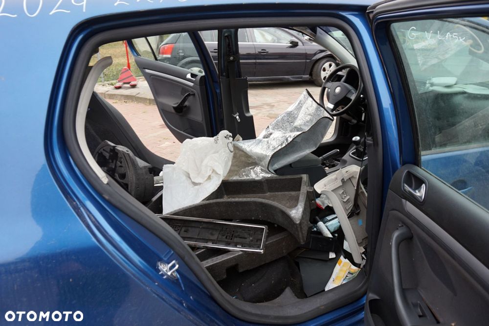 VOLKSWAGEN GOLF V 5D HB 2007 LA5K 1.4 TSI CAXA 122KM JPG NIEBIESKI na części - 14