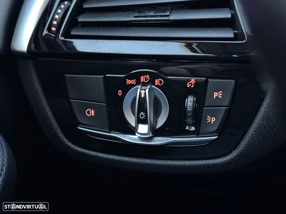 BMW 530 e Pack M - 27