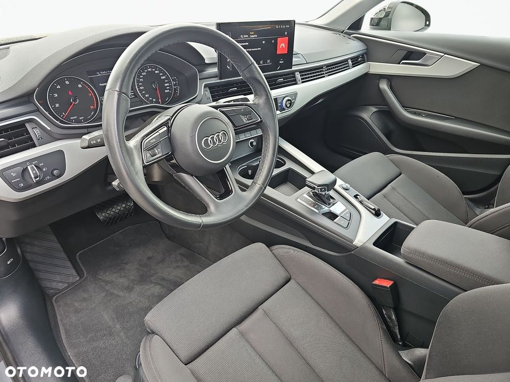 Audi A4 Limousine 35 TFSI mHEV S tronic - 11