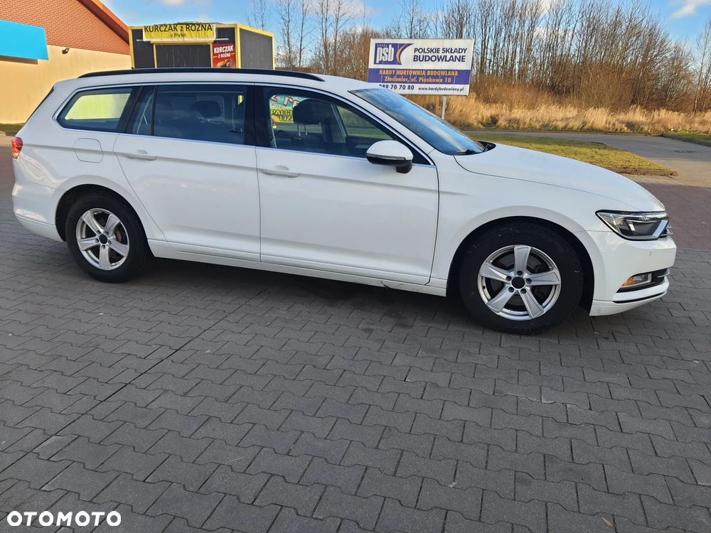 Volkswagen Passat 2.0 TDI SCR DSG Comfortline - 4