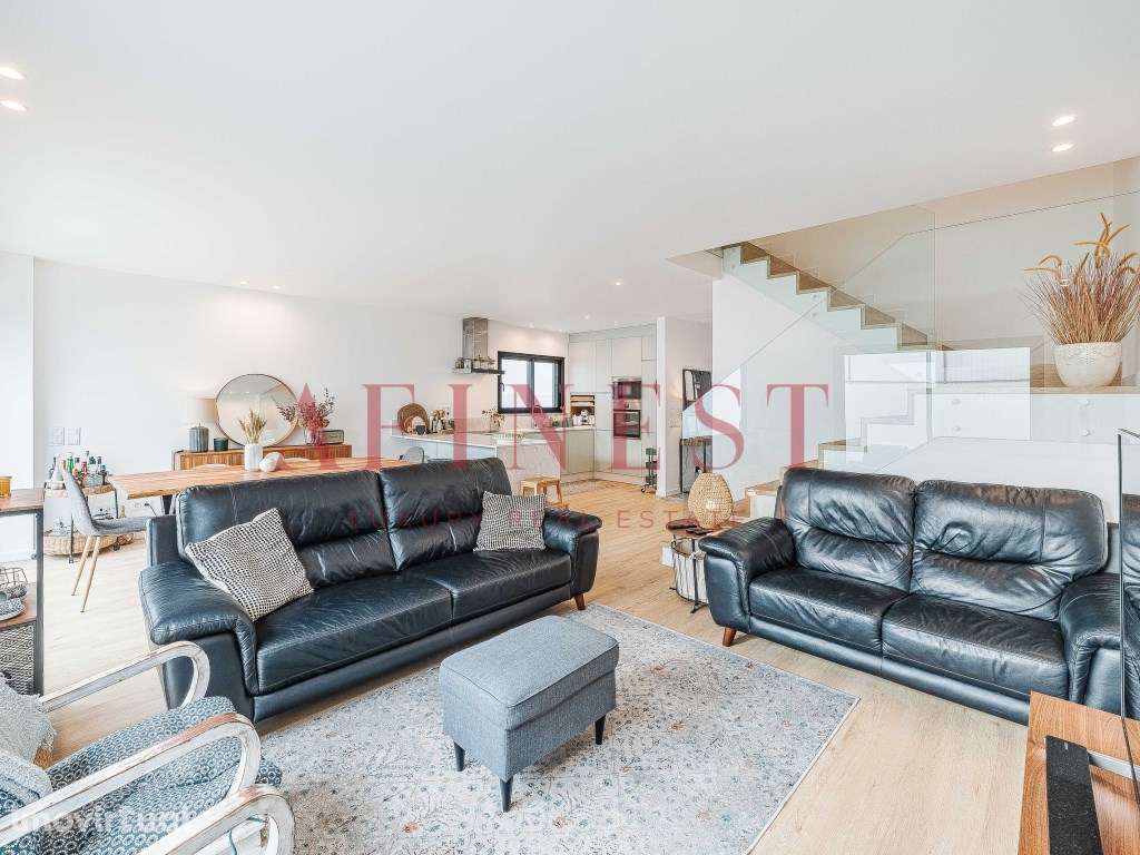 MORADIA T4 EM SÃO DOMINGOS DE RANA - Grande imagem: 2/53