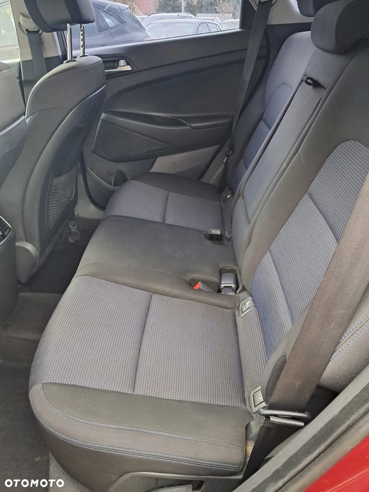 Hyundai Tucson 1.6 GDI BlueDrive Classic 2WD - 11