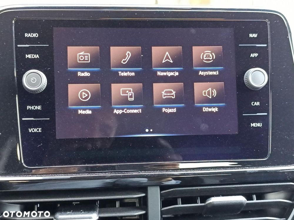 Volkswagen T-Roc - 38