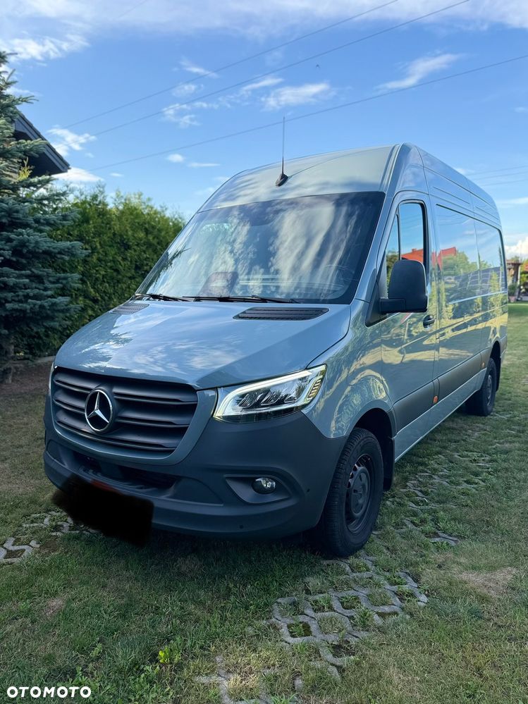 Mercedes-Benz Sprinter - 1