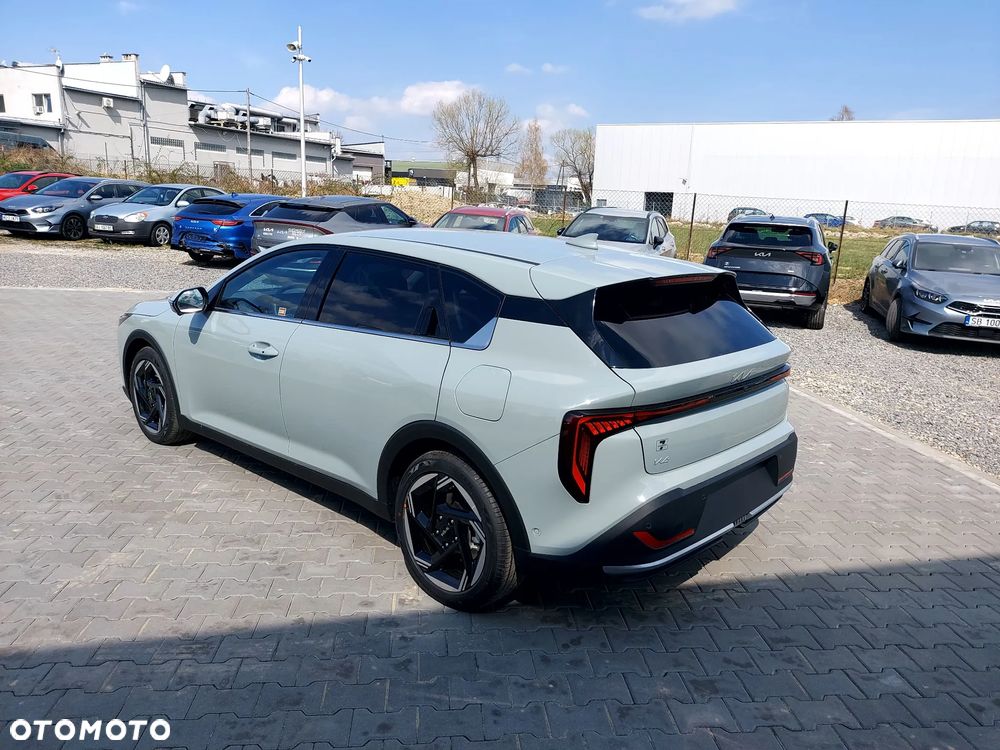 Kia K4 - 4