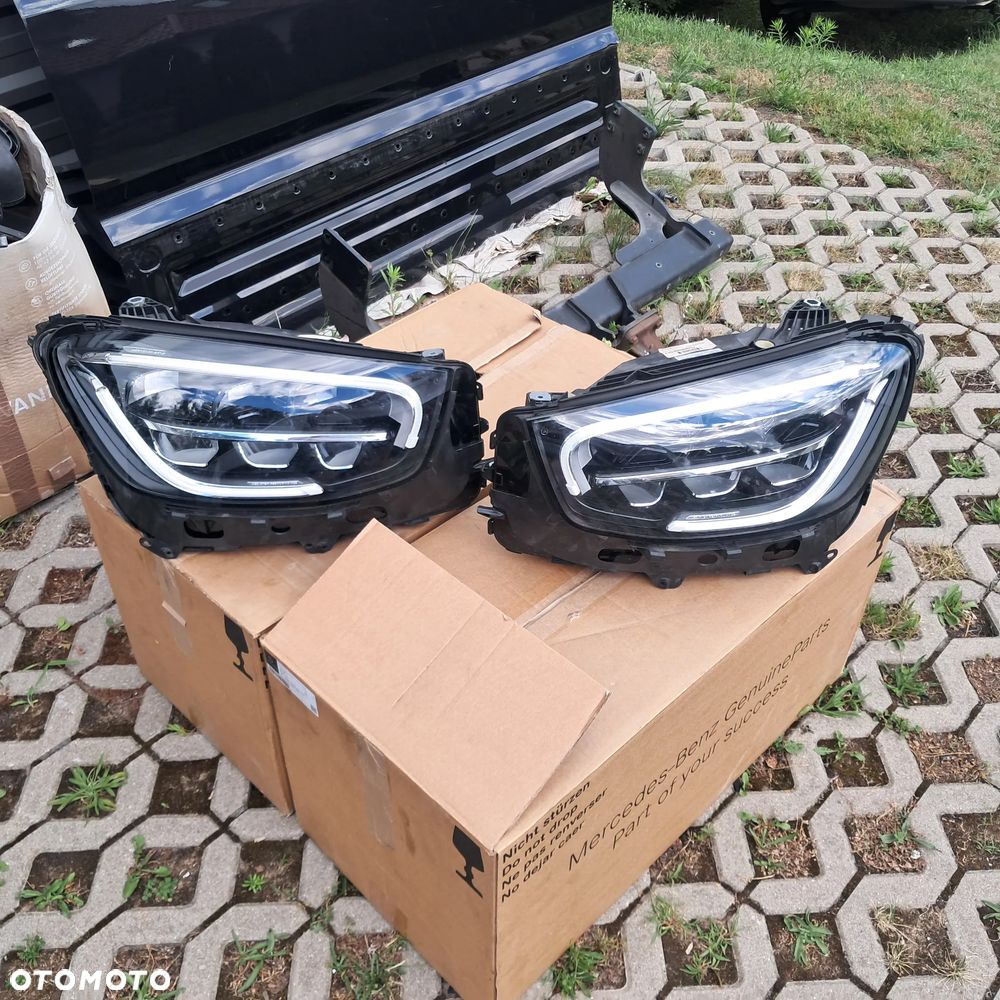 Lampy przód przednie Mercedes GLC lift a2539060604 a2539066403 led high performance full komplet lewa + prawa