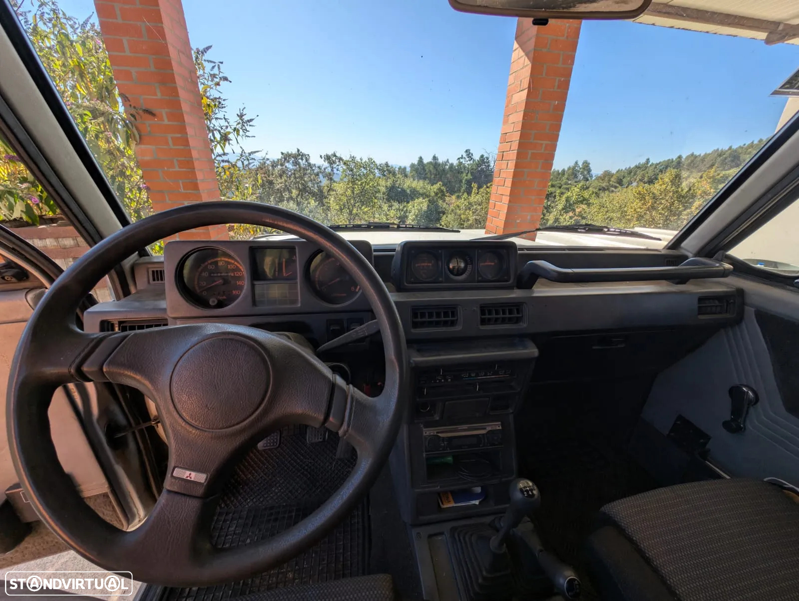 Mitsubishi Pajero - 11