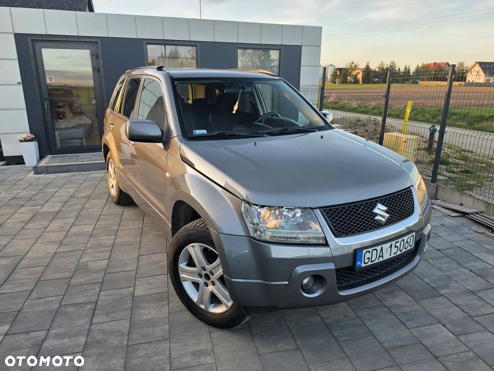 Suzuki Grand Vitara 2.0 - 3