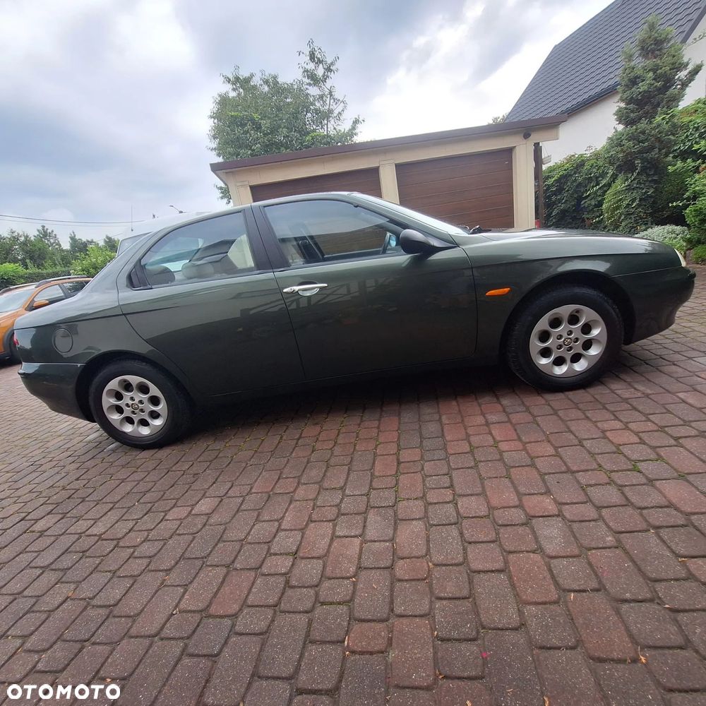 Alfa Romeo 156 2.0 TSpark 16v - 6