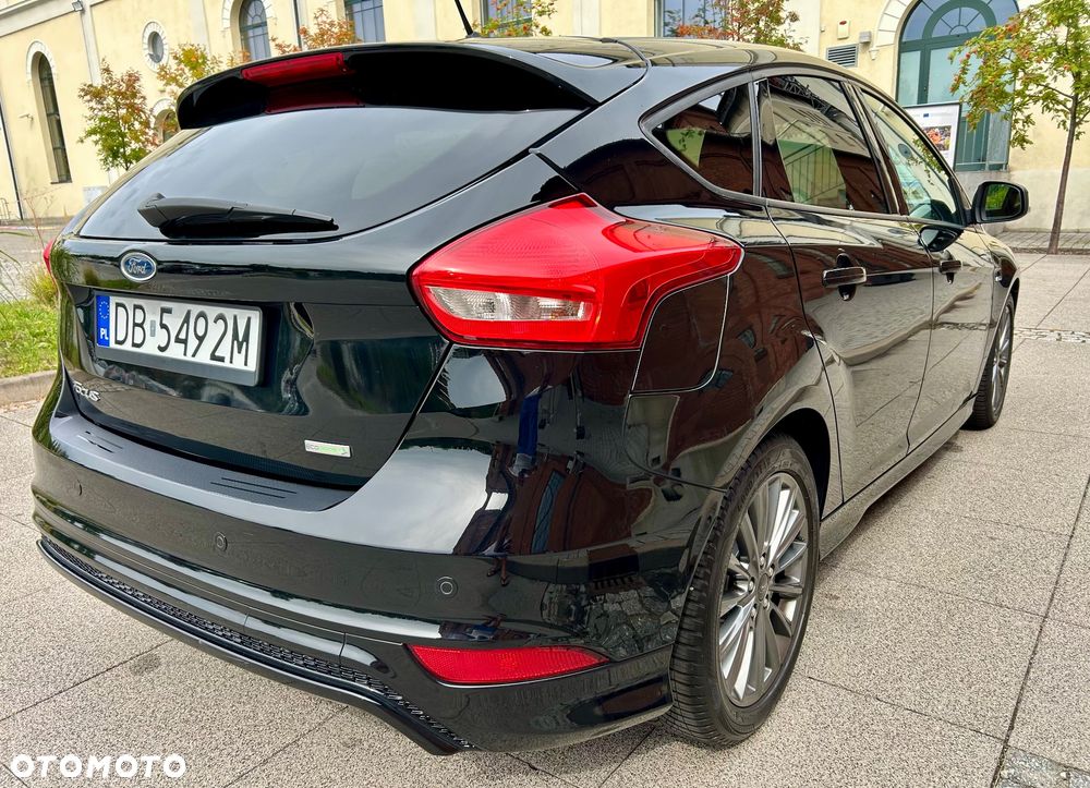 Ford Focus 1.0 EcoBoost Start-Stopp-System ST-LINE STYLE - 9