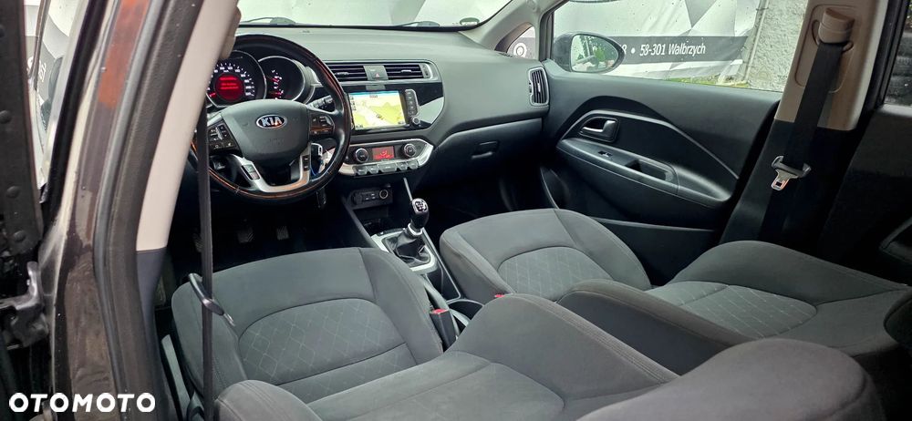 Kia Rio 1.4 Dream Team Edition - 13