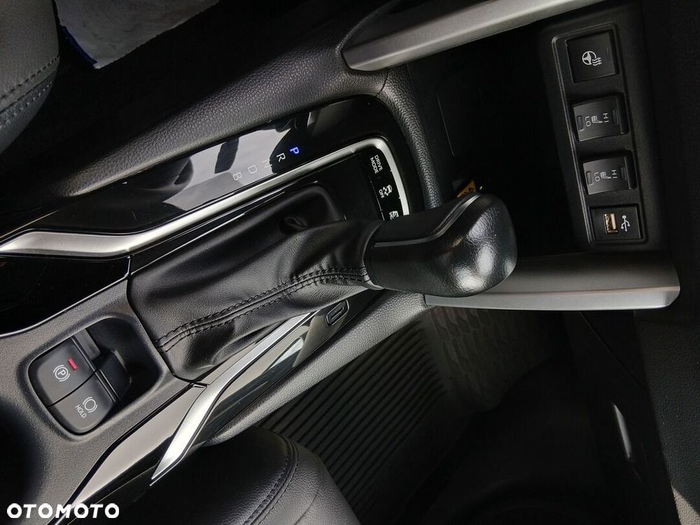 Toyota Corolla Cross 2.0 Hybrid Executive - 17