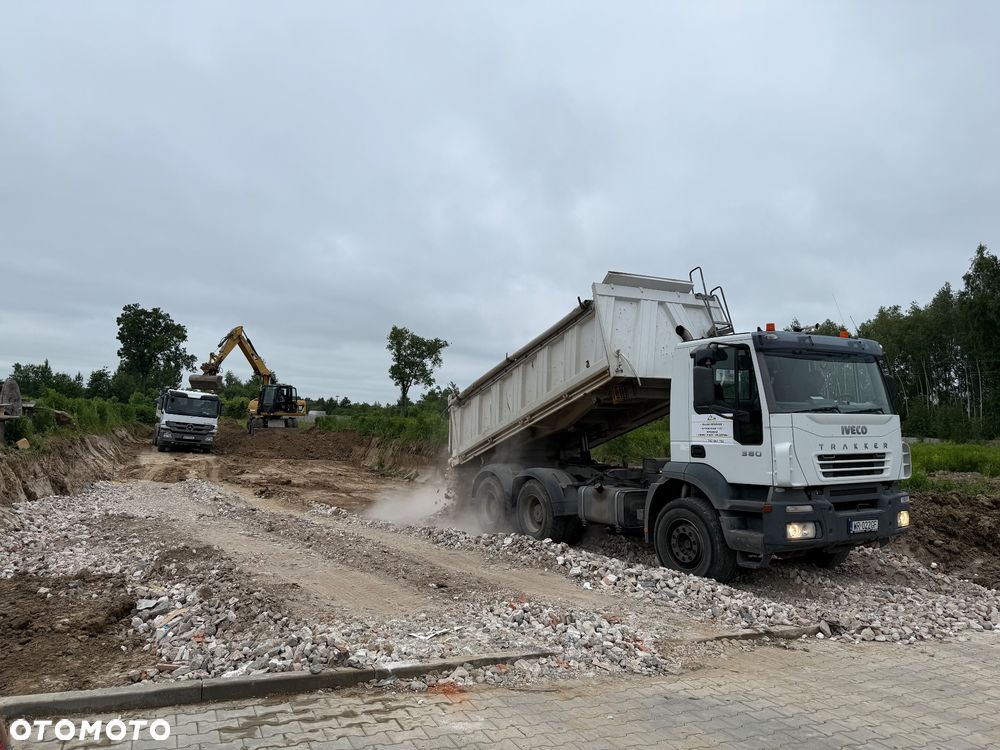 Iveco Trakker - 8