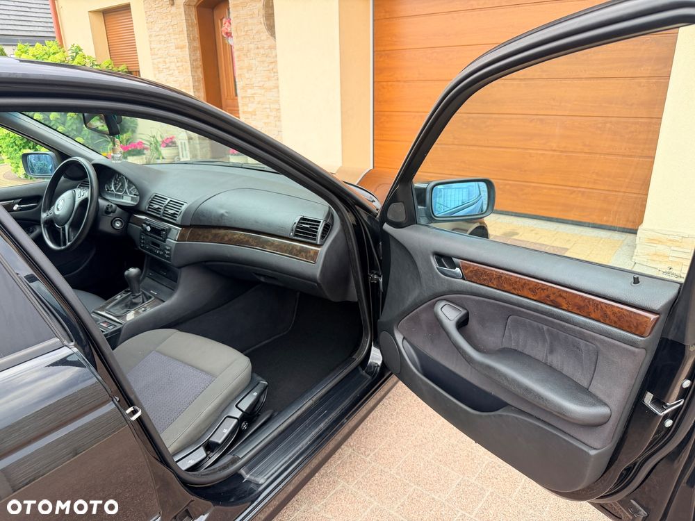 BMW Seria 3 318i Edition Lifestyle - 29