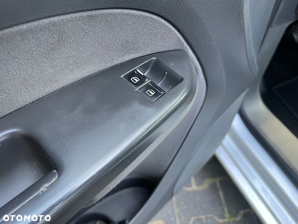 Volkswagen Caddy - 19