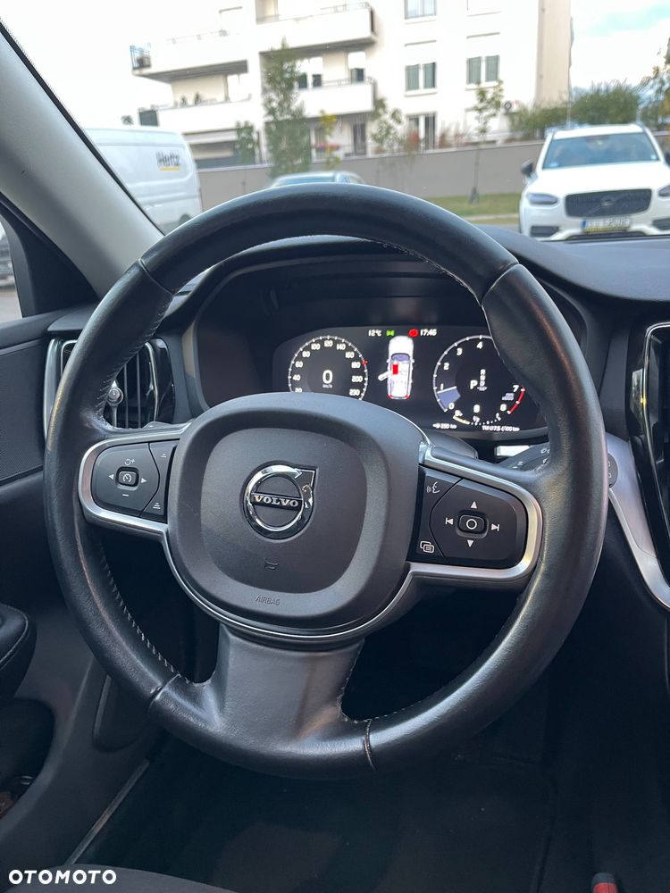 Volvo V60 B3 B Geartronic Momentum - 28