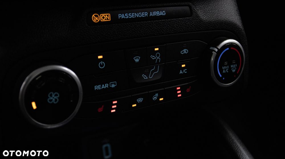 Ford Focus SW 1.5 EcoBlue Trend Edition - 23
