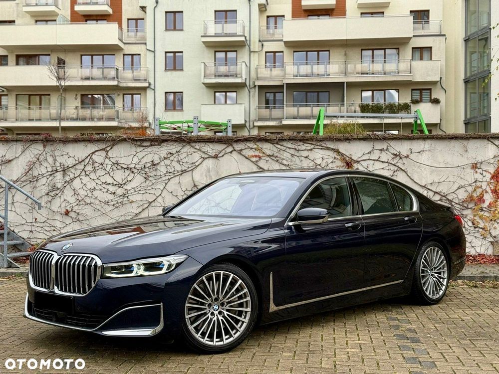 BMW Seria 7 750i xDrive sport - 15