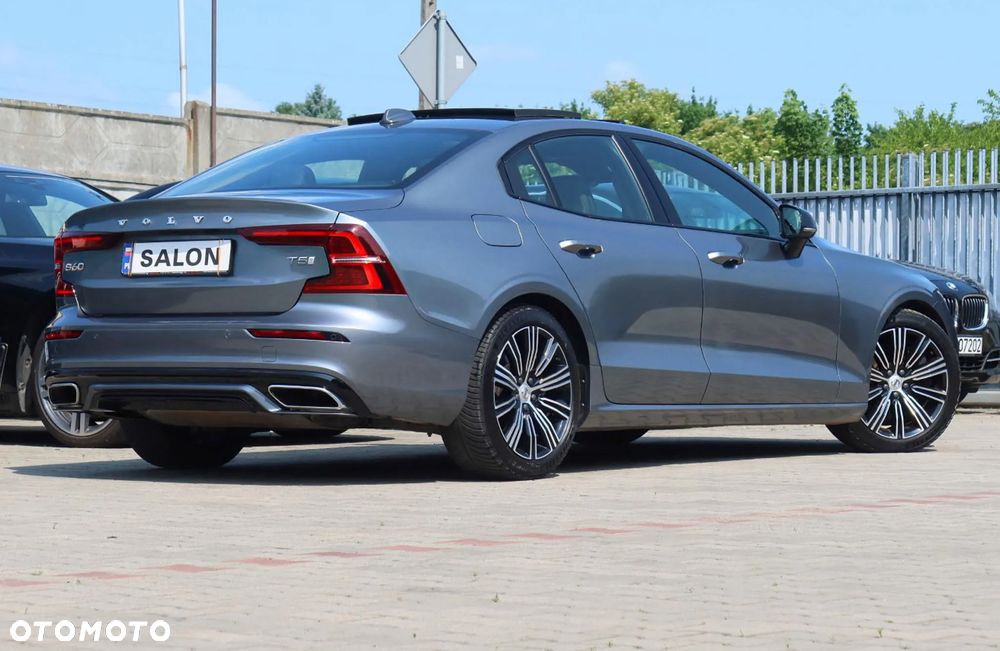 Volvo S60 T5 R-Design - 38