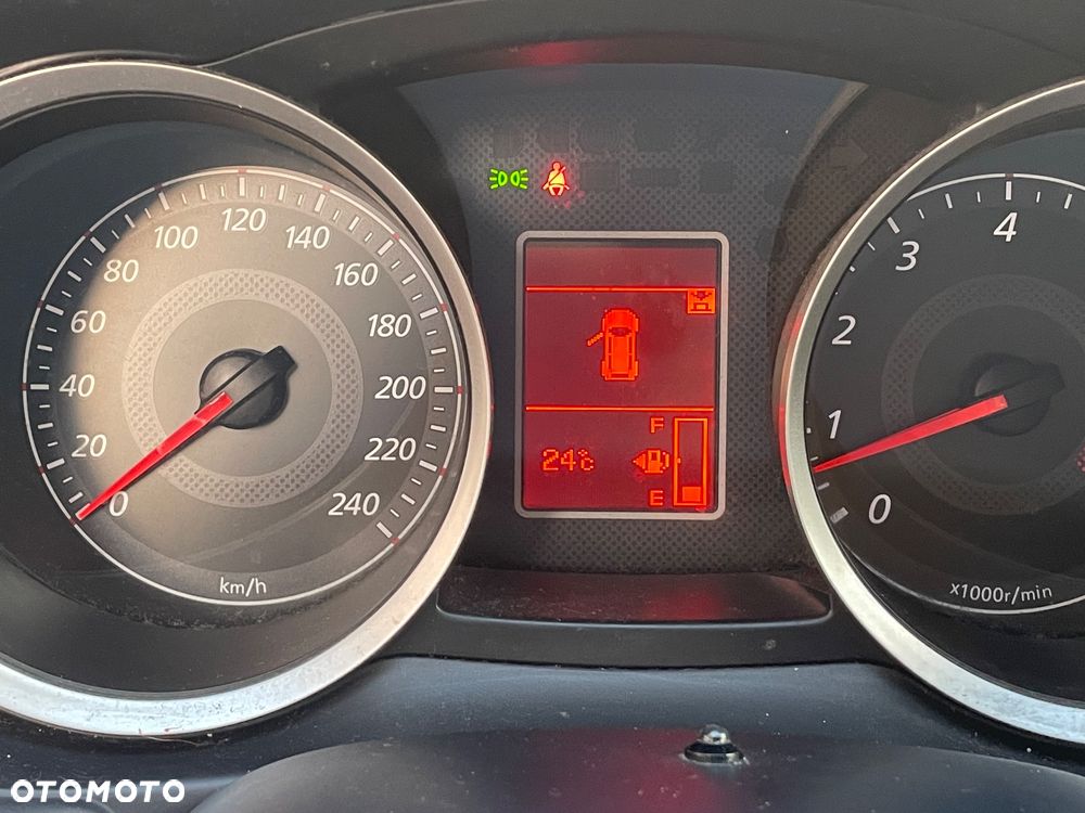 Mitsubishi Lancer 1.8 Invite - 14