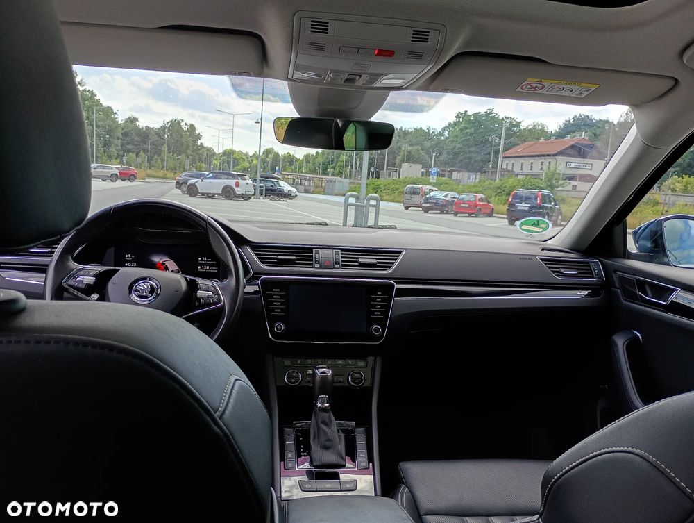 Skoda Superb 2.0 TDI DSG L&K - 18