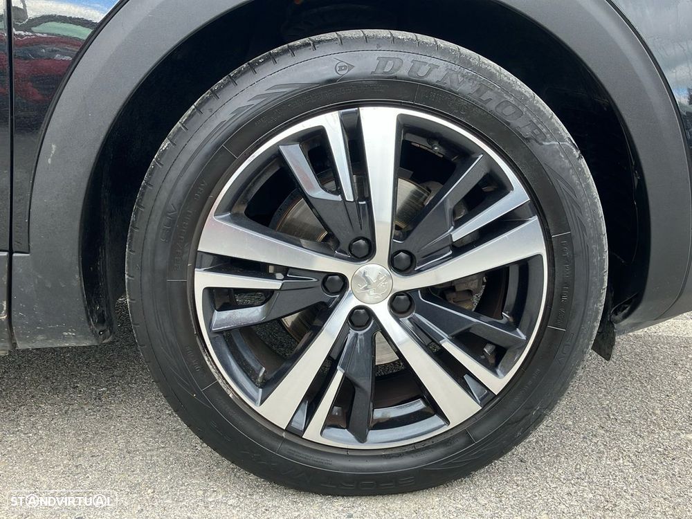 Peugeot 3008 1.2 PureTech Allure - 17