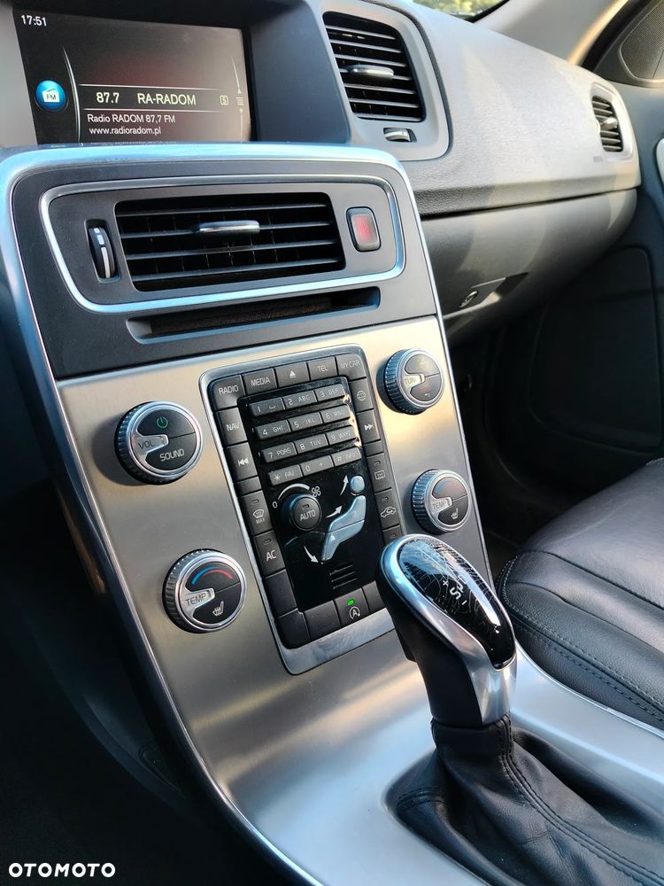 Volvo V60 - 10