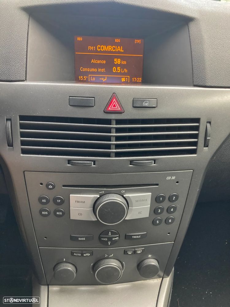 Opel Astra 1.7 CDTi Cosmo M5 - 14