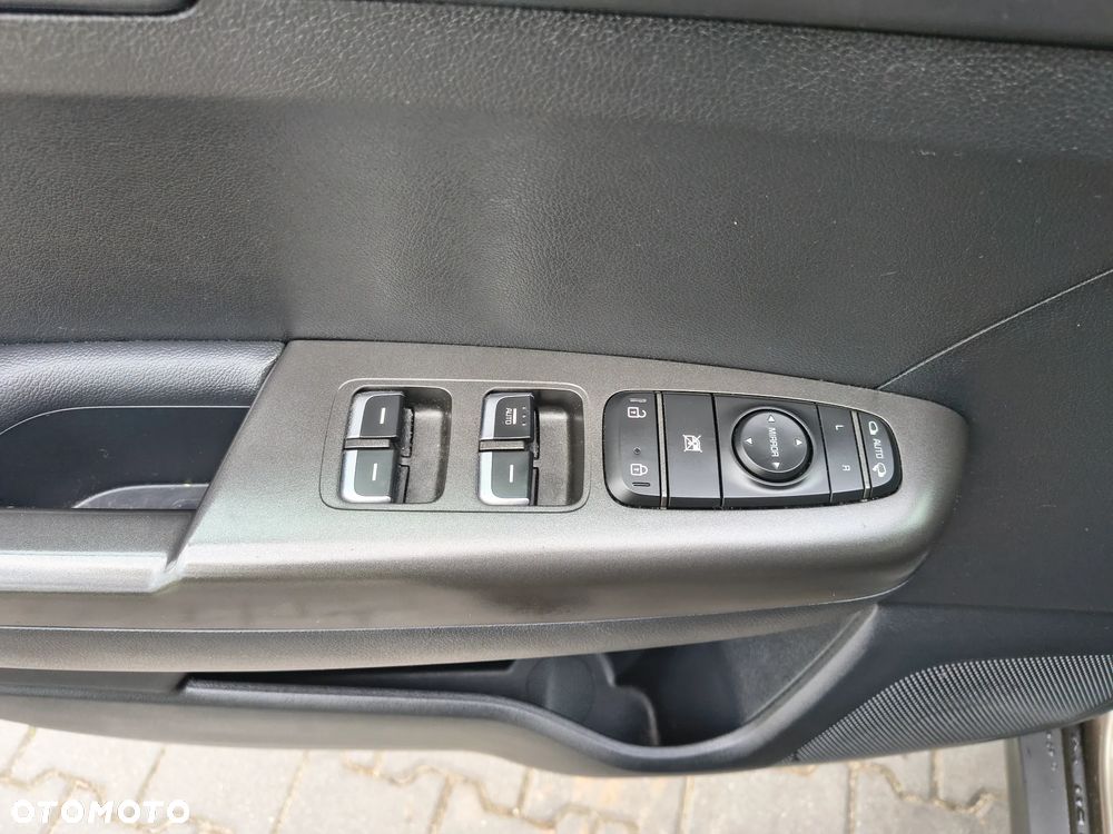 Kia Sportage - 18