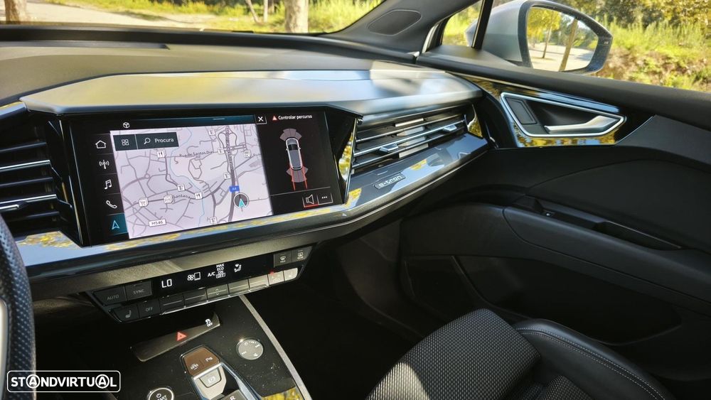 Audi Q4 e-tron - 10