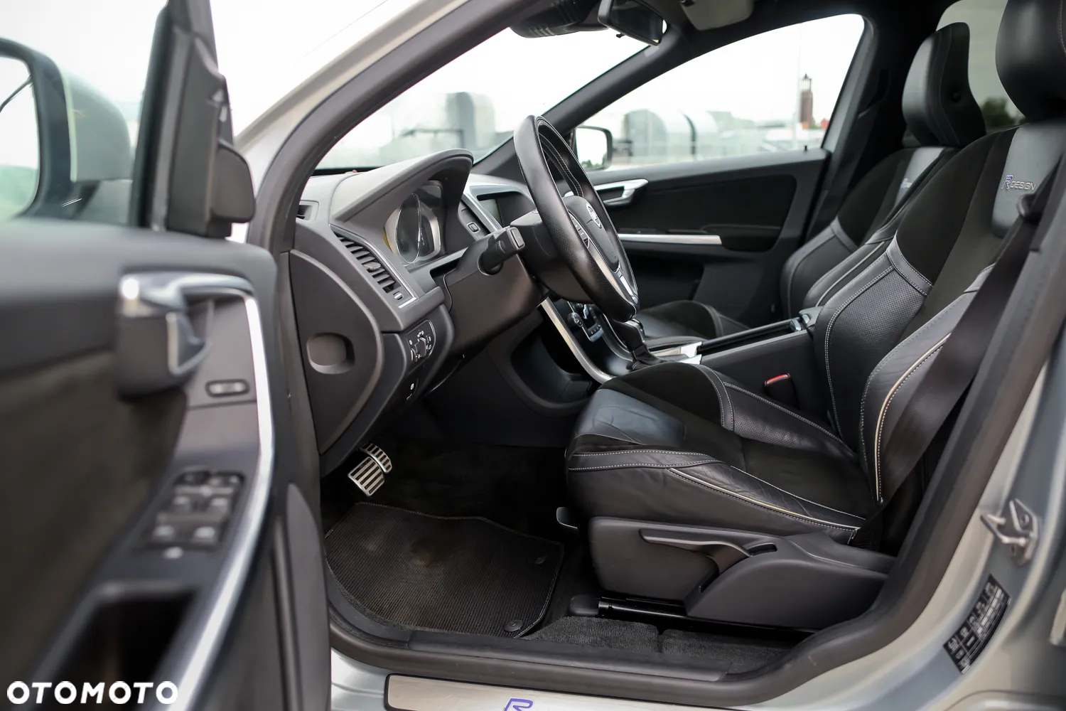 Volvo XC 60 D4 Geartronic Summum - 19